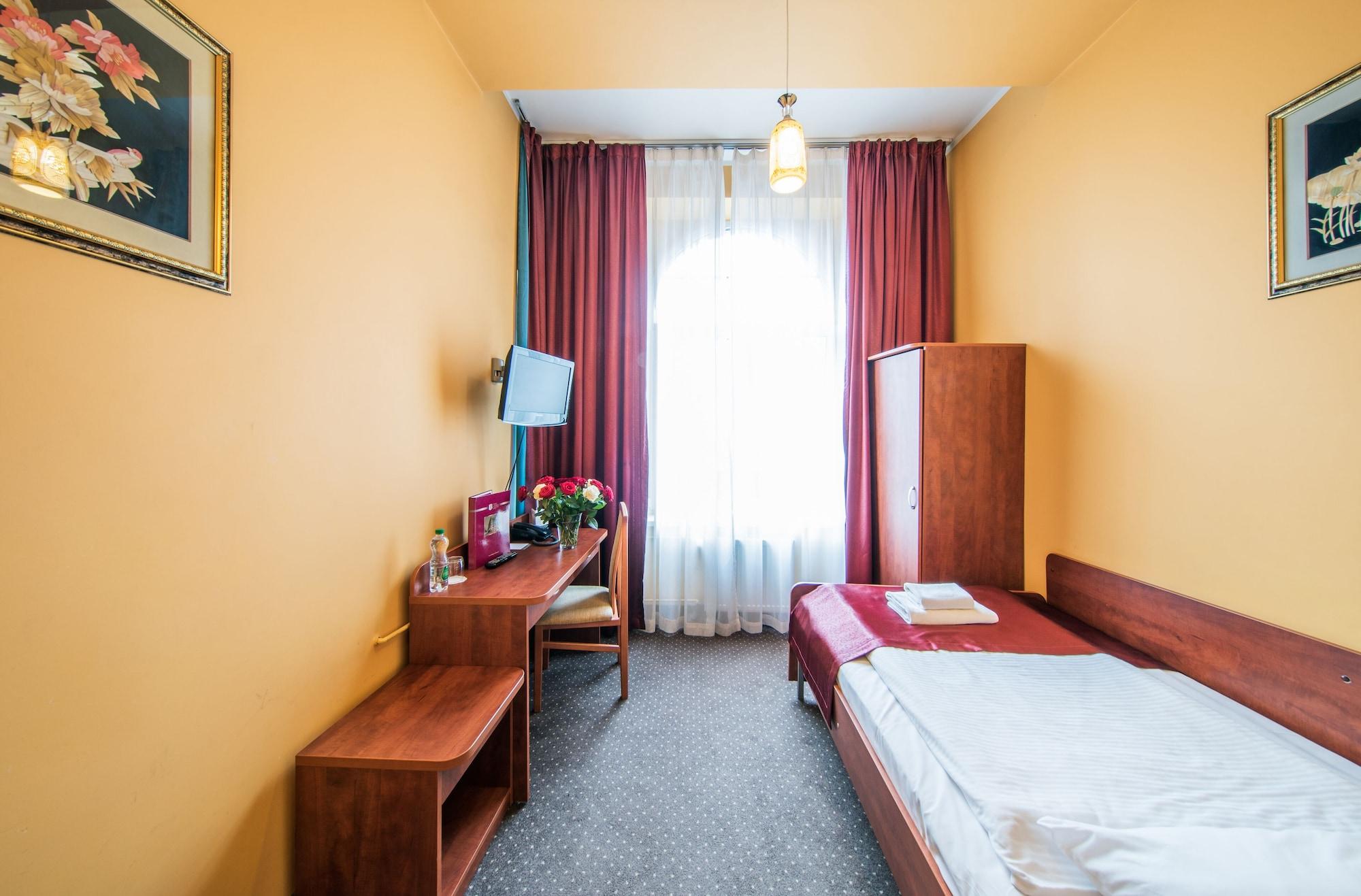 Hotel Lothus Wroclaw Luaran gambar