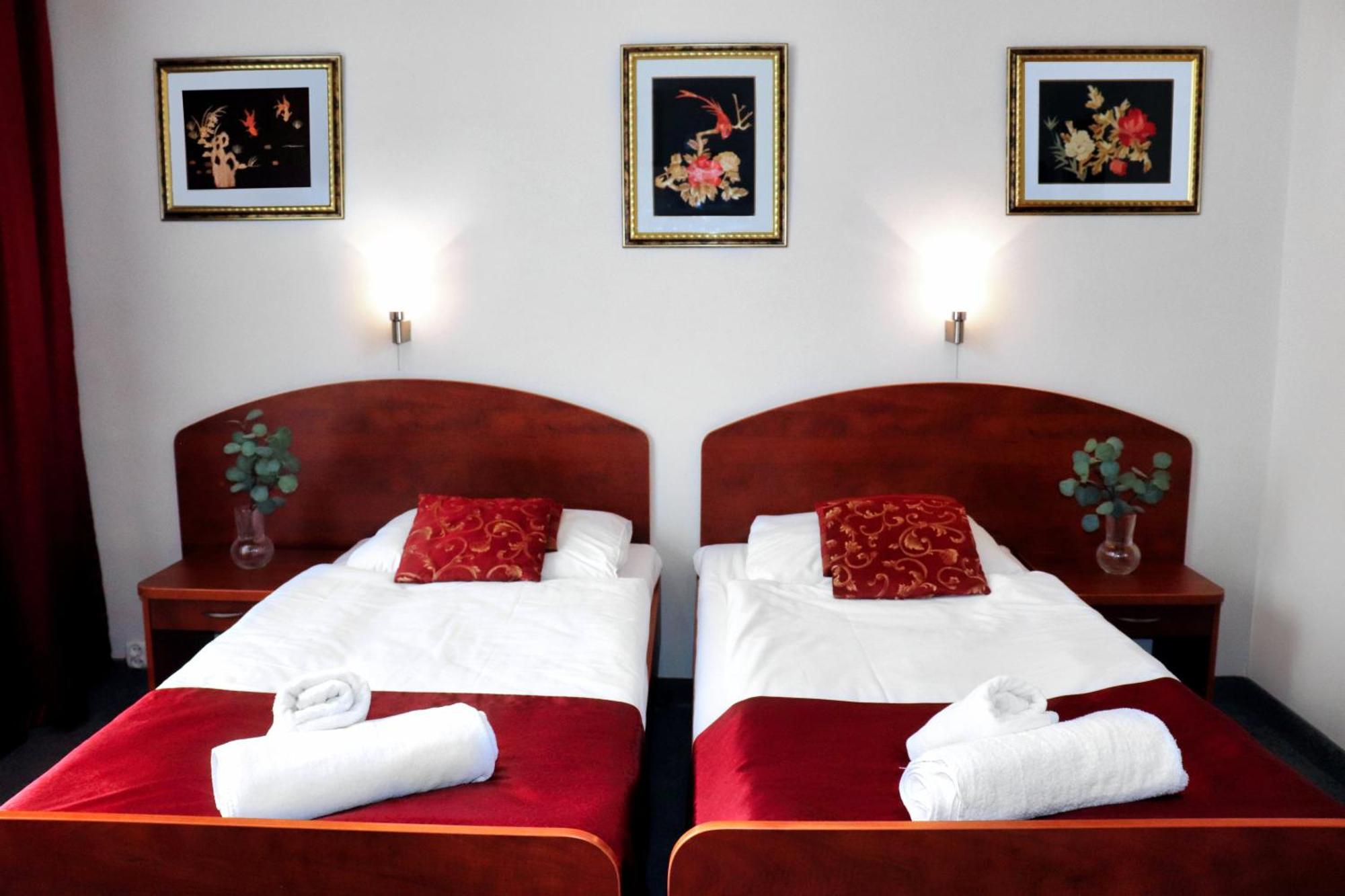 Hotel Lothus Wroclaw Luaran gambar