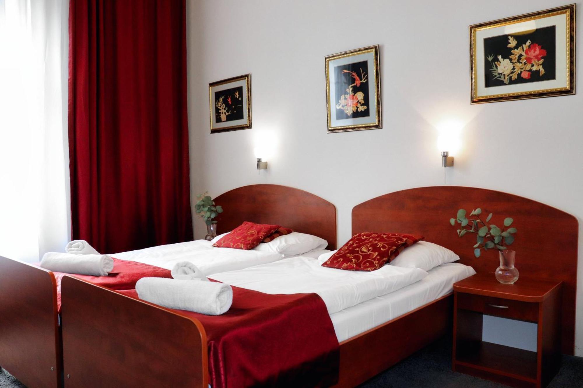 Hotel Lothus Wroclaw Luaran gambar