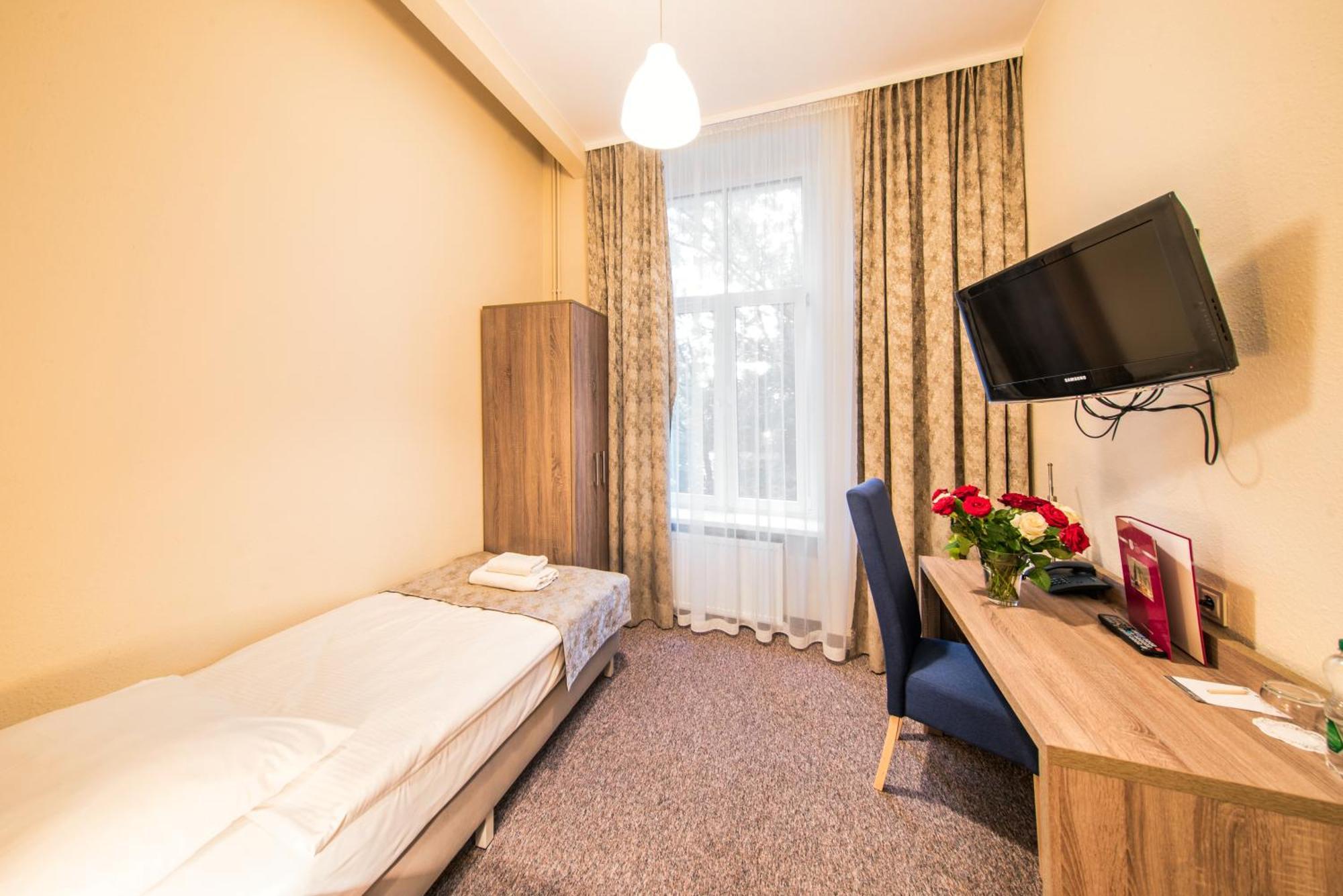 Hotel Lothus Wroclaw Luaran gambar