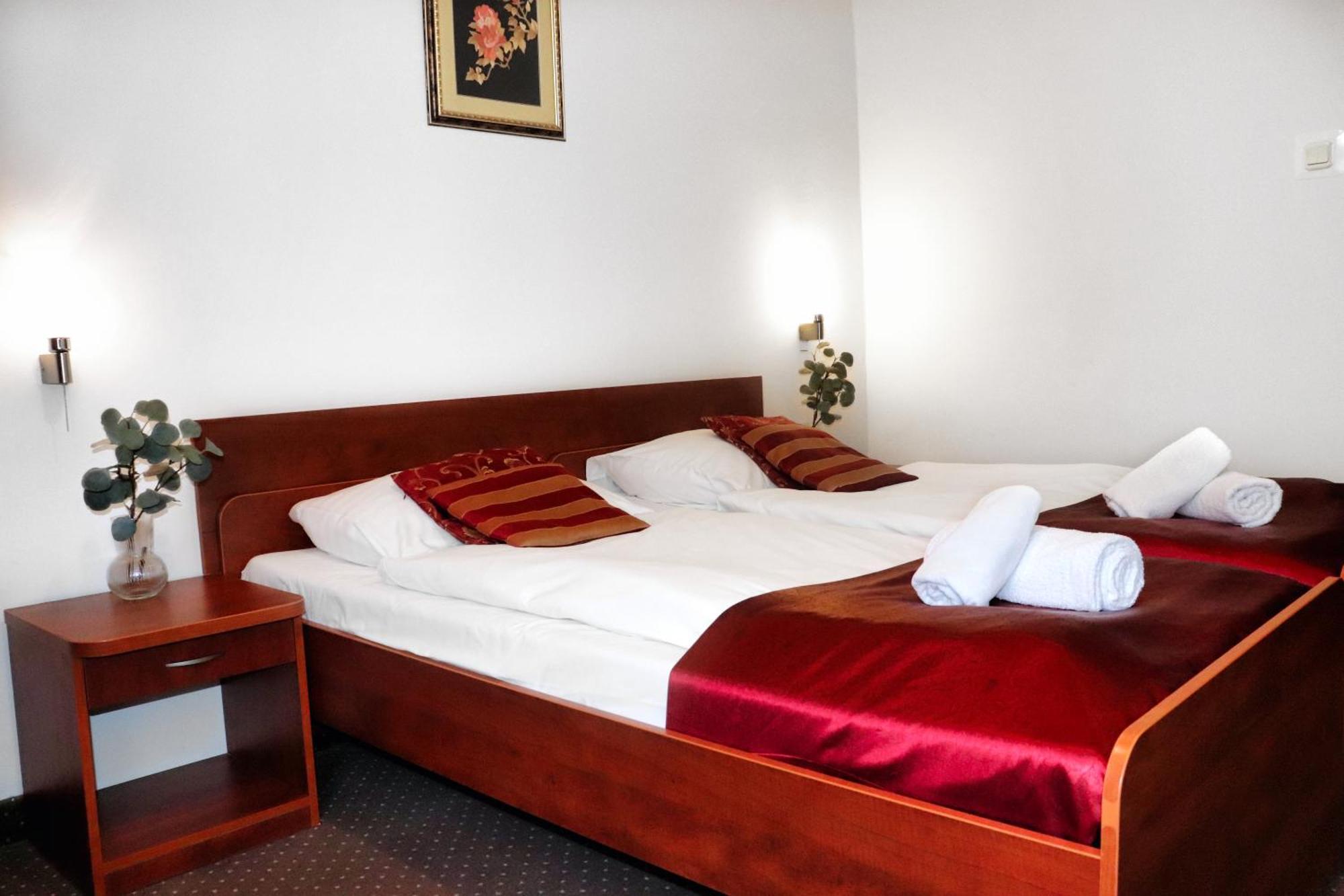 Hotel Lothus Wroclaw Luaran gambar