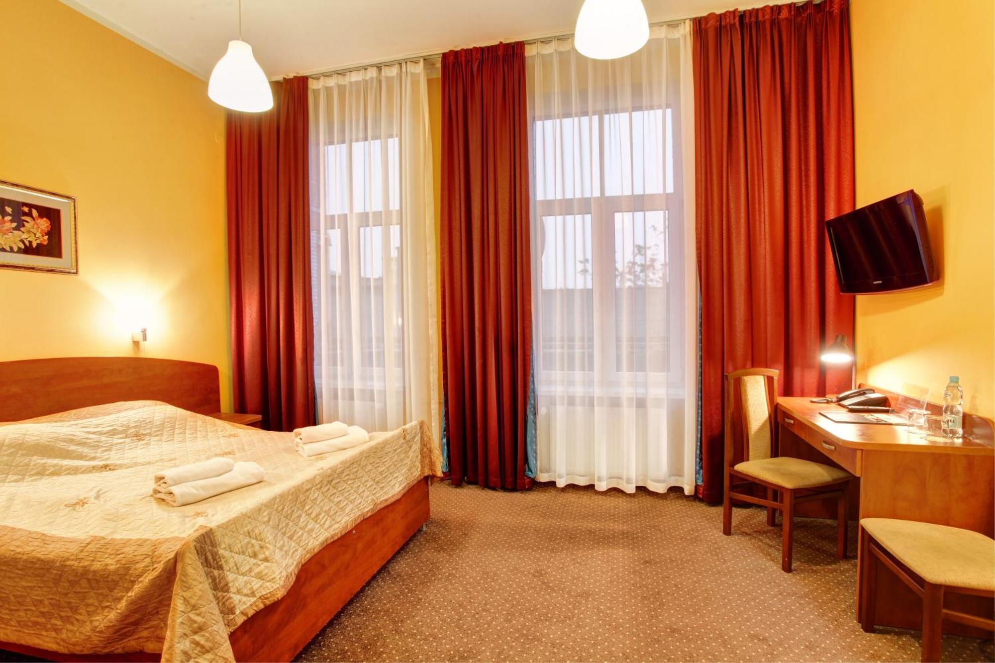 Hotel Lothus Wroclaw Luaran gambar