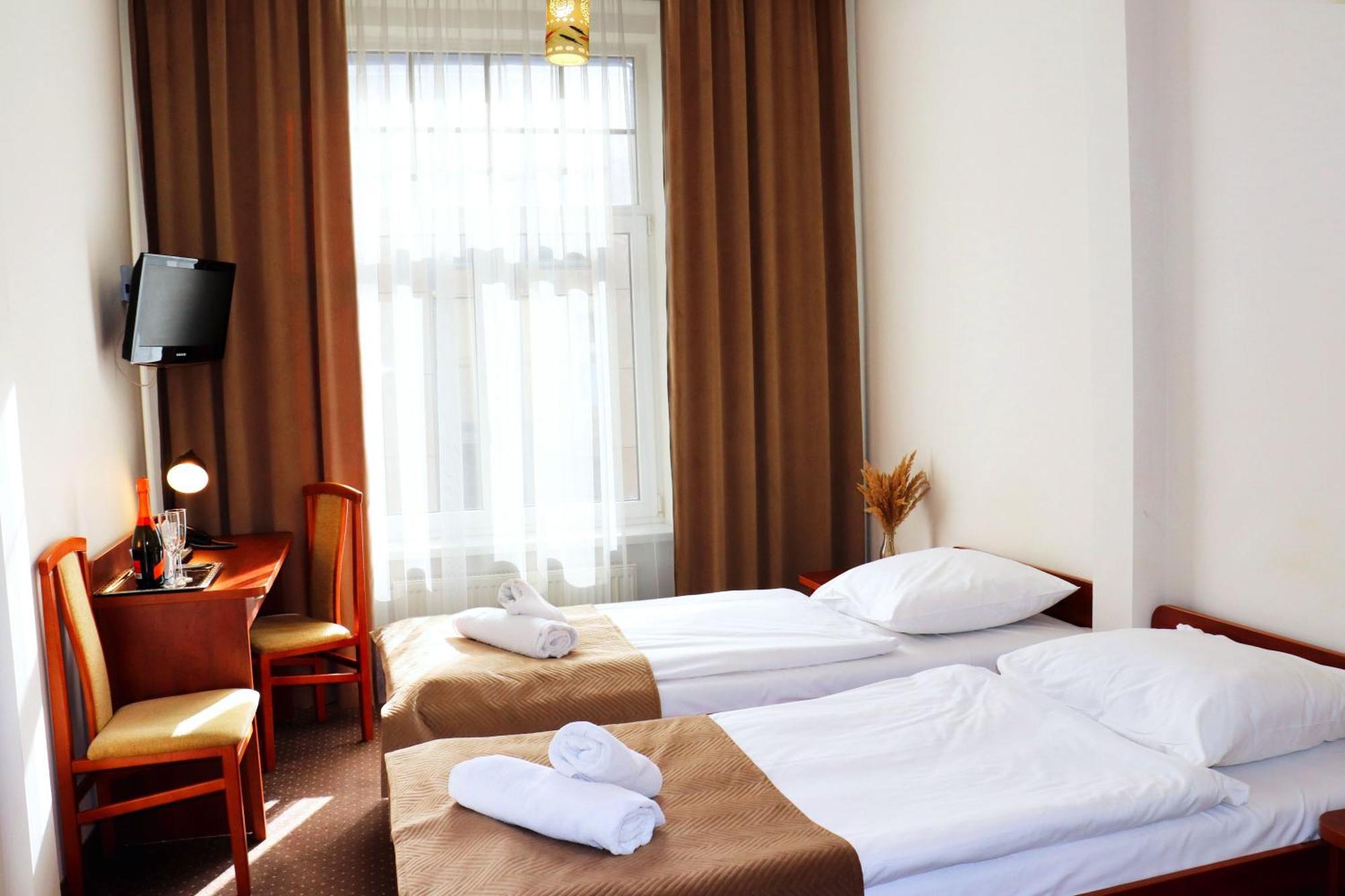 Hotel Lothus Wroclaw Luaran gambar