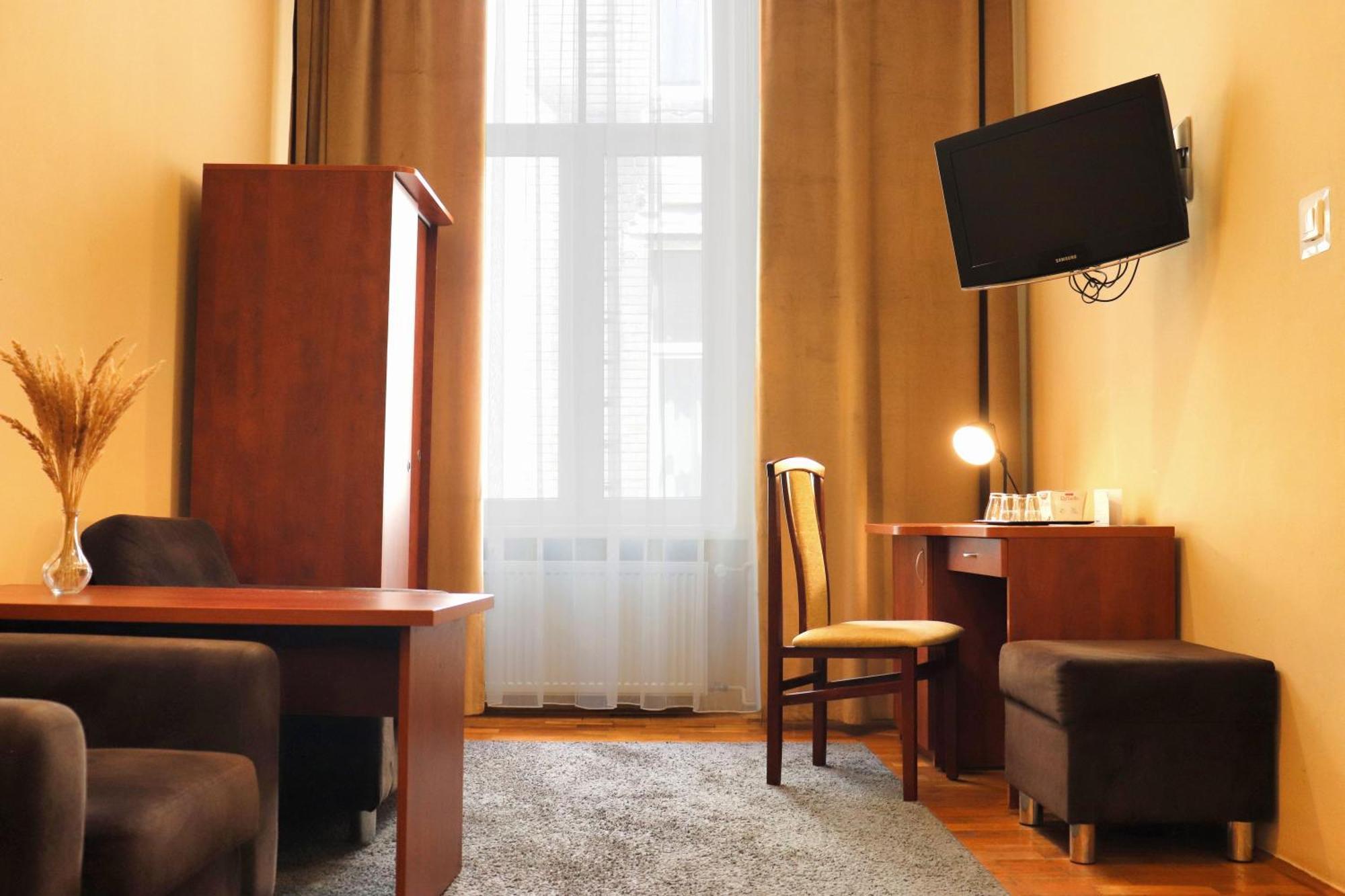 Hotel Lothus Wroclaw Luaran gambar