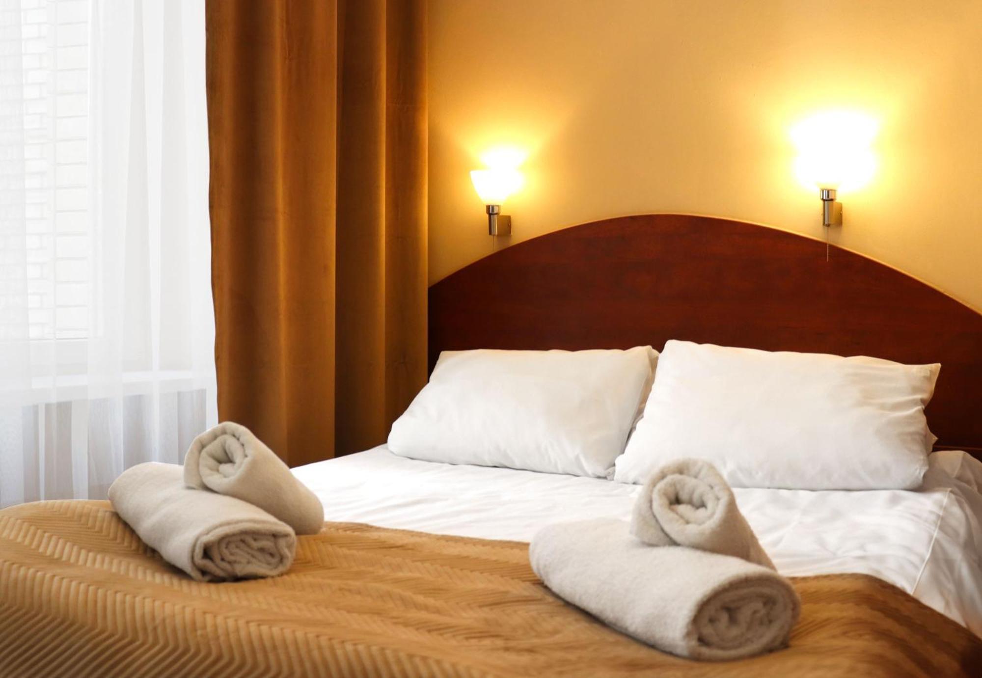 Hotel Lothus Wroclaw Luaran gambar