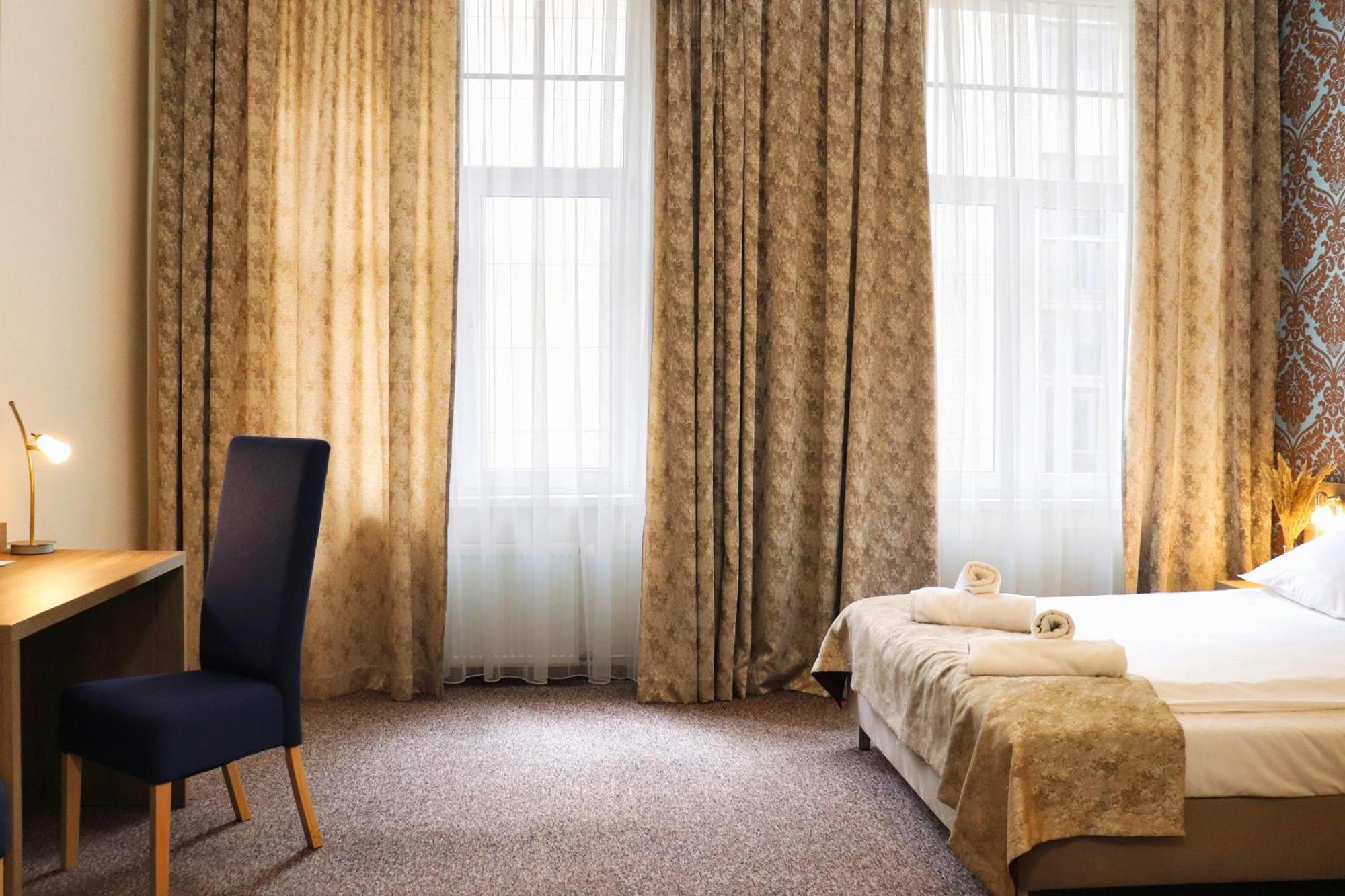 Hotel Lothus Wroclaw Luaran gambar