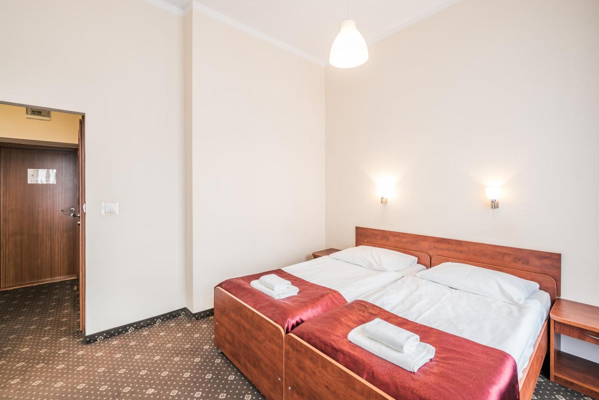 Hotel Lothus Wroclaw Luaran gambar