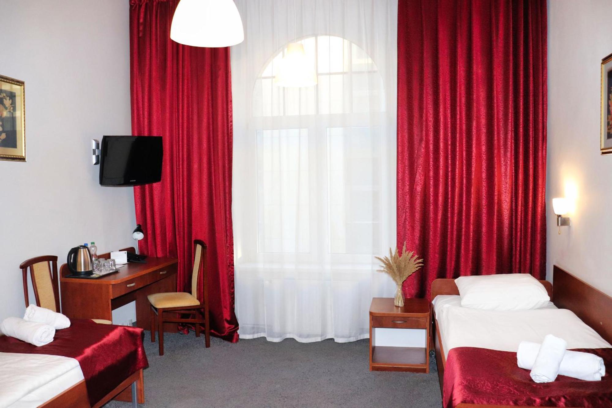 Hotel Lothus Wroclaw Luaran gambar